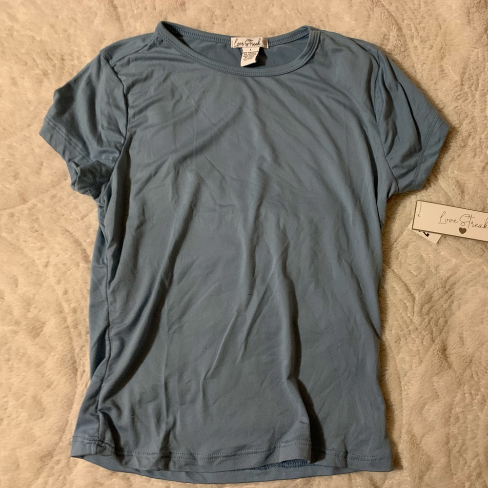 Large. Blue. Brand: Love streak short sleeve soft tee